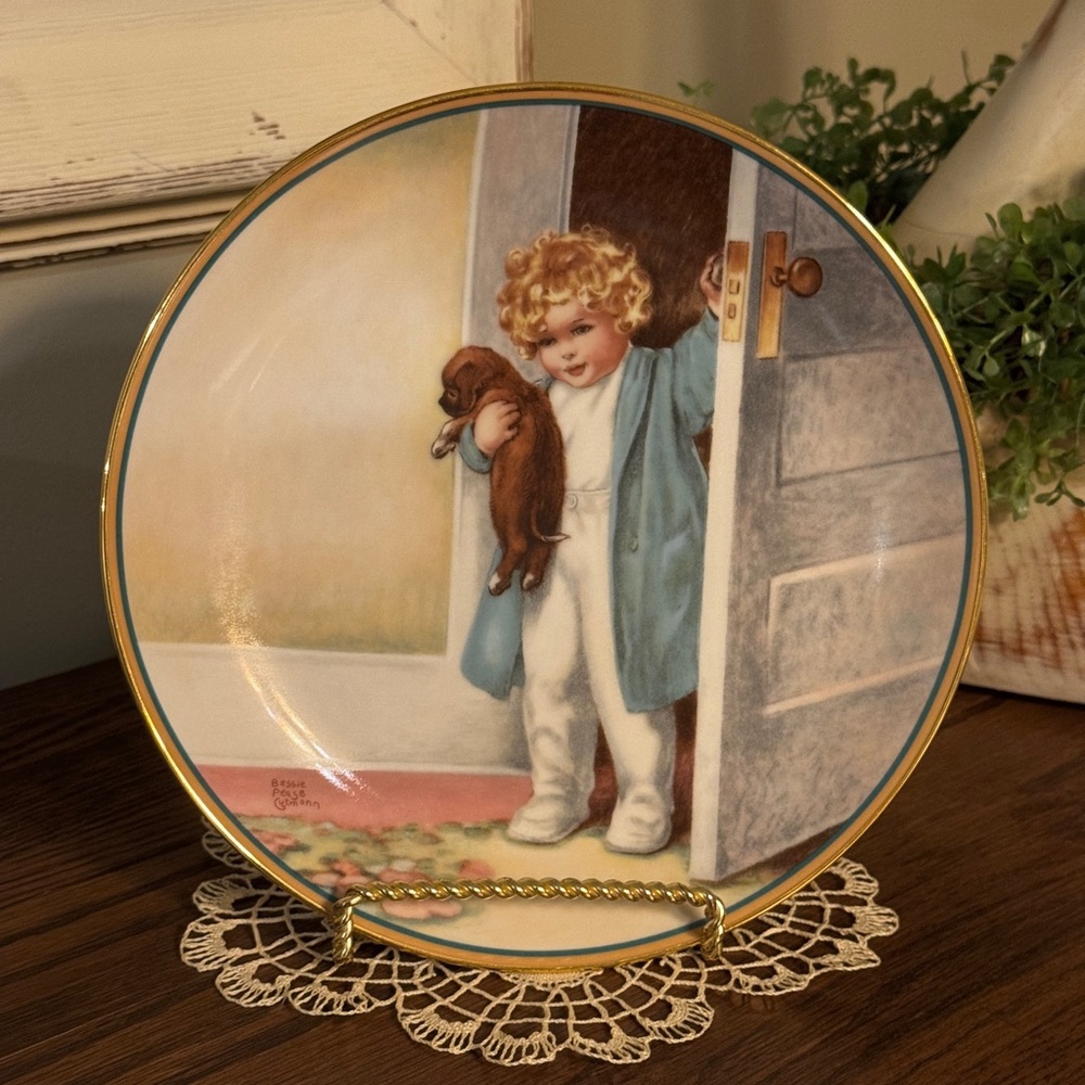 Vintage 1986, "Good Morning", the "A Child's Best Friend" Series. Plate. G12*4